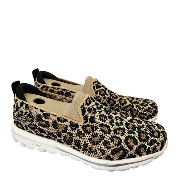 SKECHERS Shoes - Skechers GOwalk Classic Washable Slip Ons Size 6.5 Eloquence Leopard Women's